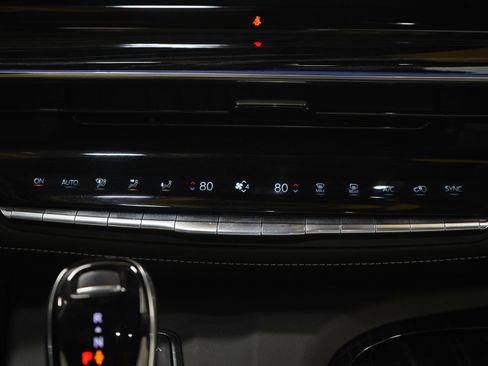 Used 2022 Cadillac Escalade ESV Sport w/ Touring Package AWD/4WD image 22