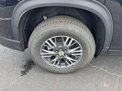 New 2026 Chevrolet Traverse LT w/ Enhanced Driving Package FWD image 18