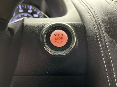 Used 2020 Nissan Armada SL w/ Premium Package AWD/4WD image 23