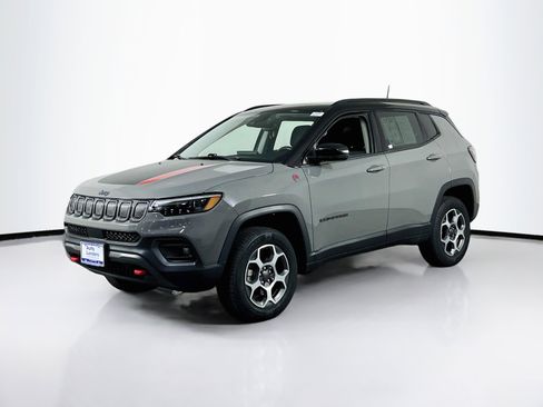 Used 2022 Jeep Compass Trailhawk w/ Trailhawk Elite Group AWD/4WD image 1