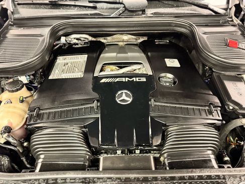 Used 2021 Mercedes-Benz GLS 63 AMG GLS 63 Sport Utility 4D image 9