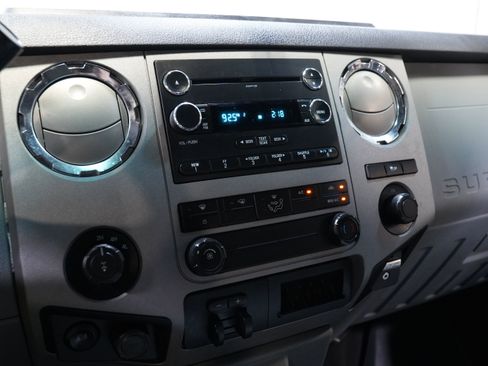 Used 2015 Ford F250 XLT w/ XLT Value Package image 43