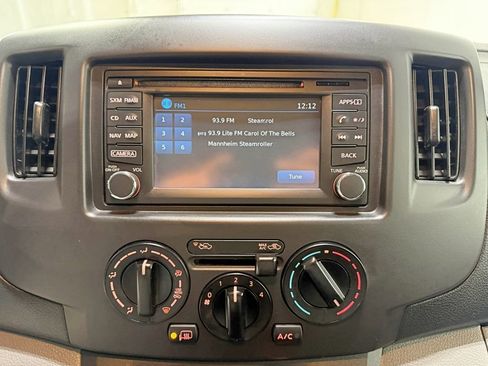 Used 2019 Nissan NV200 SV w/ Navigation Package image 16
