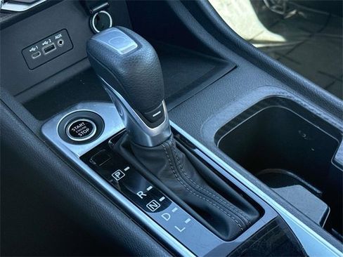 Certified 2023 Nissan Sentra SV image 17