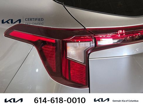 Certified 2025 Kia Seltos LX AWD/4WD image 16