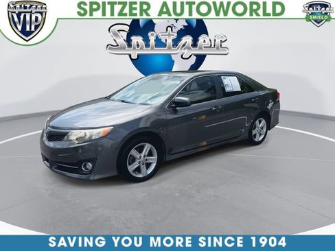 Used 2012 Toyota Camry SE w/ Leather Pkg FWD image 8