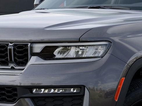 New 2026 Jeep Grand Cherokee Limited image 10