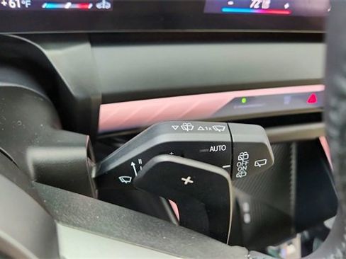 Used 2025 BMW X3 xDrive30i w/ M Sport Package image 41