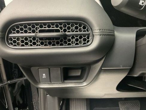 New 2026 Honda HR-V LX image 13