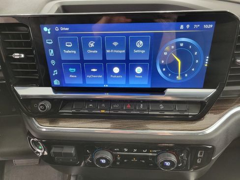 Certified 2025 Chevrolet Silverado 1500 LT Trail Boss w/ Convenience Package II image 8