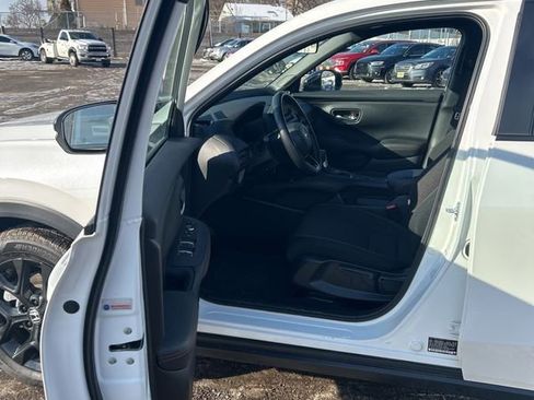 Used 2025 Honda HR-V Sport image 24
