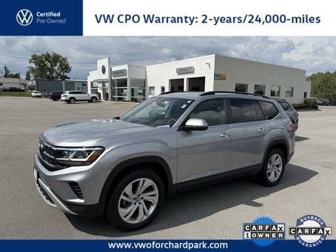 Certified 2022 Volkswagen Atlas SE image 1
