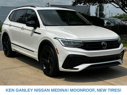Used 2024 Volkswagen Tiguan SE R-Line