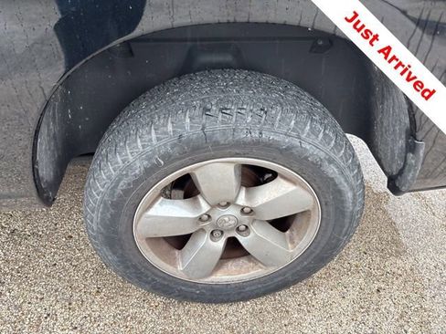 Used 2015 RAM 1500 Express image 12