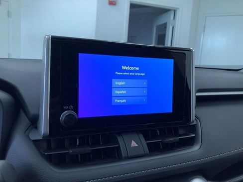 New 2025 Toyota RAV4 XLE image 29