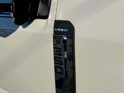 Used 2024 Ford F350 Lariat w/ Lariat Ultimate Package AWD/4WD image 14