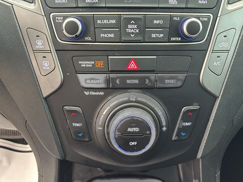 Used 2018 Hyundai Santa Fe Sport FWD image 31