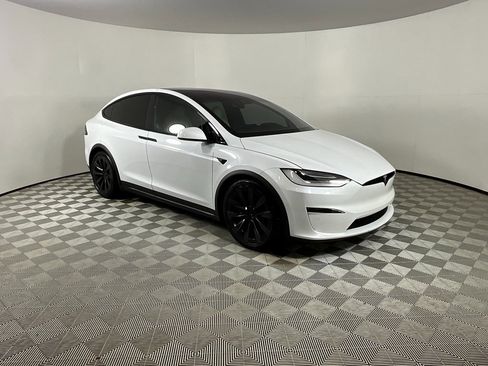 Used 2022 Tesla Model X Base image 6