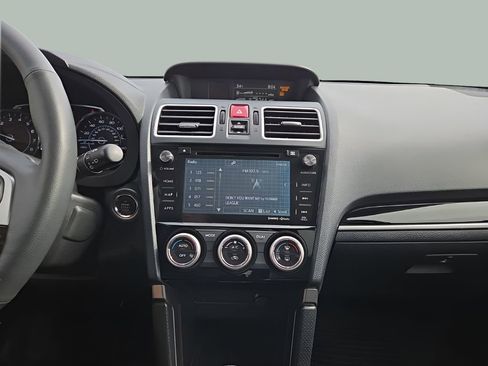 Used 2017 Subaru Forester 2.5i Touring image 15