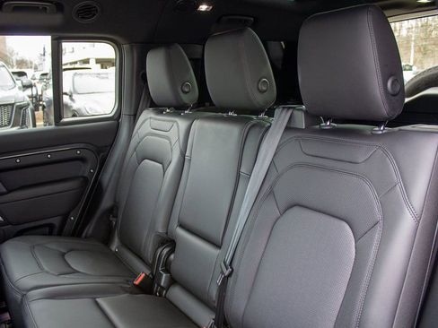 Used 2025 Land Rover Defender 130 Outbound image 22