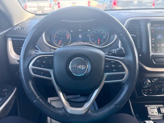 Used 2017 Jeep Cherokee Limited FWD image 21