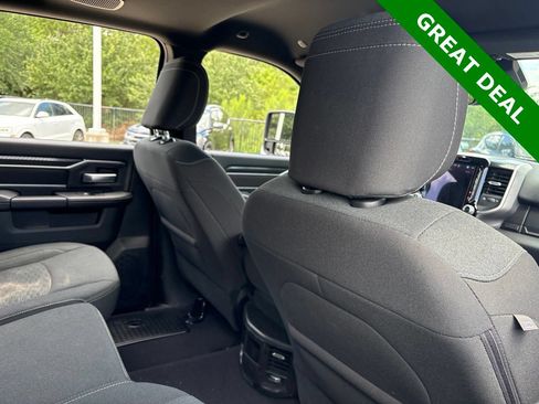 Used 2025 RAM 2500 Big Horn AWD/4WD image 13