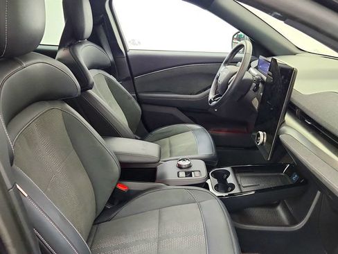 Used 2022 Ford Mustang Mach-E GT w/ GT Performance Edition AWD/4WD image 23