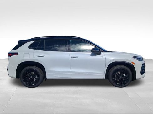 New 2026 Volkswagen Tiguan SE R-Line FWD image 3