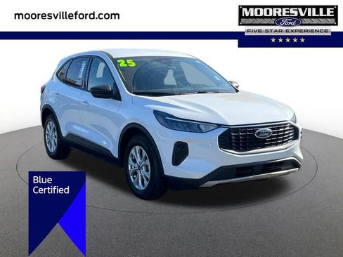 Certified 2025 Ford Escape Active FWD image 1