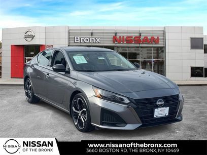 Used 2023 Nissan Altima 2.5 SR w/ SR Premium Package