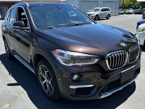 Used 2018 BMW X1 xDrive28i AWD/4WD image 3