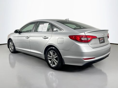 Used 2015 Hyundai Sonata SE w/ Option Group 09 image 7