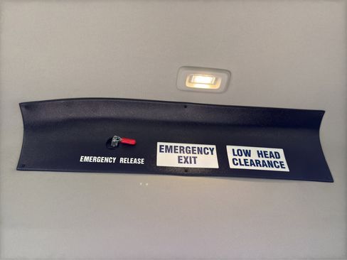 Used 2022 Ford Transit 350 XL image 31