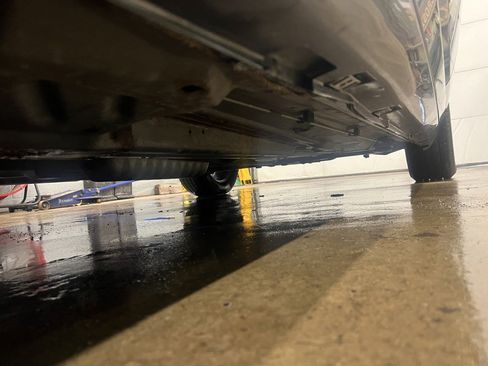 Used 2004 Cadillac Seville SLS w/ Preferred Equipment Group image 13