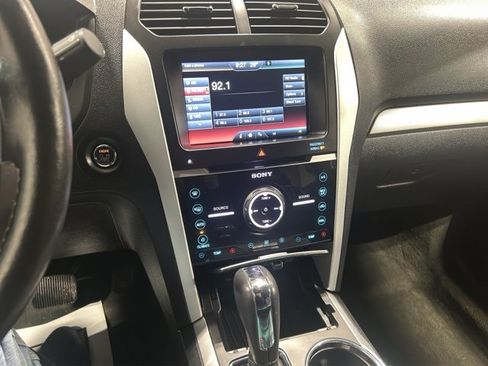 Used 2015 Ford Explorer Sport w/ Equipment Group 401A image 16