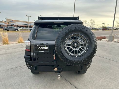 Used 2016 Toyota 4Runner Trail image 7