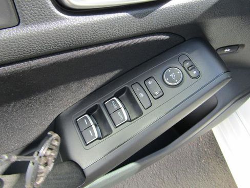 Used 2023 Honda Civic Sport image 13