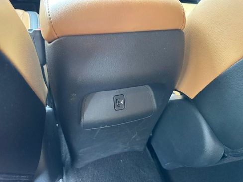 Used 2025 Nissan Sentra SV w/ SV Premium Package FWD image 18