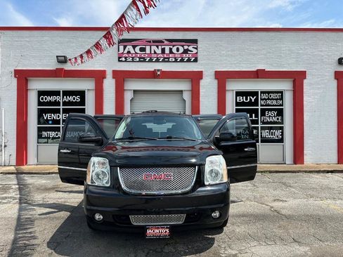 Used 2013 GMC Yukon XL Denali RWD image 41