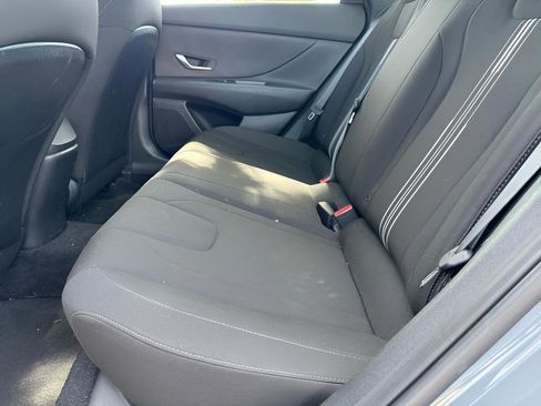 Used 2023 Hyundai Elantra SEL FWD image 14