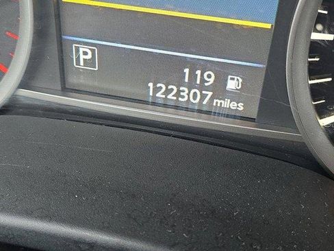 Used 2019 Nissan Sentra SV image 24