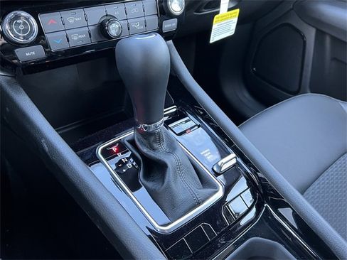 New 2026 Jeep Compass Latitude image 25