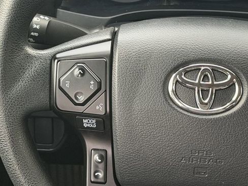 Used 2023 Toyota Tacoma SR AWD/4WD image 12
