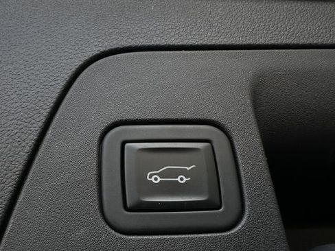 Used 2023 Buick Envision Preferred image 35