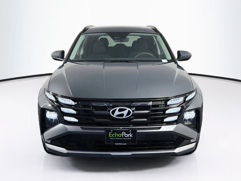 Used 2025 Hyundai Tucson SEL FWD image 2