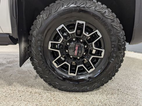 Used 2025 GMC Sierra 2500 AT4X w/ Snow Plow Prep/Camper Package image 14