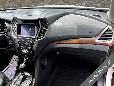 Used 2018 Hyundai Santa Fe Sport 2.0T AWD/4WD image 15