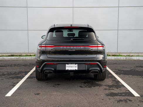 New 2026 Porsche Macan image 7