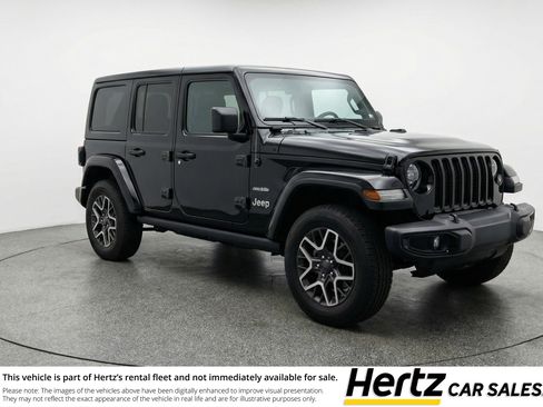 Used 2025 Jeep Wrangler Sahara image 1