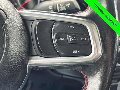 Used 2021 Jeep Gladiator Rubicon AWD/4WD image 12